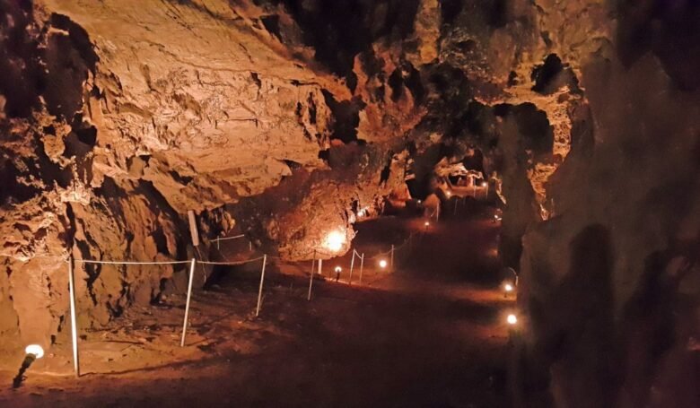 Kythnos-grotta-Katafiki