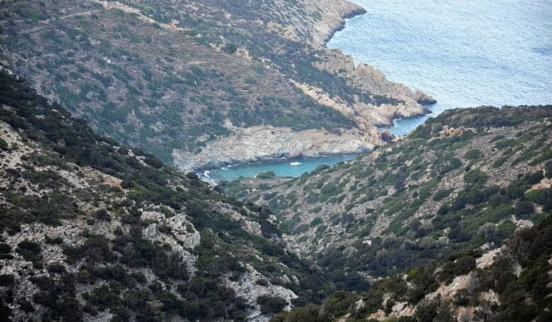 sifnos-spiaggia-Vroulidia