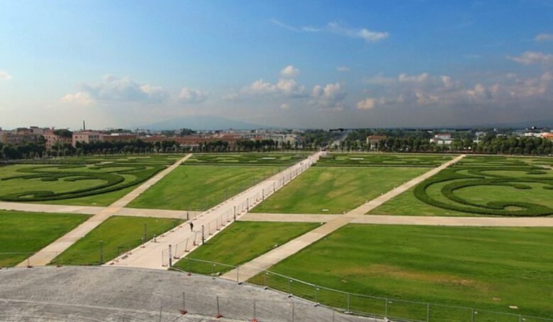 cosa-vedere-caserta-piazza-carlo-di-borbone