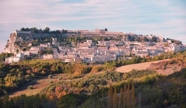Borghi dei funghi più belli e famosi del Centro Italia Civitella del Tronto