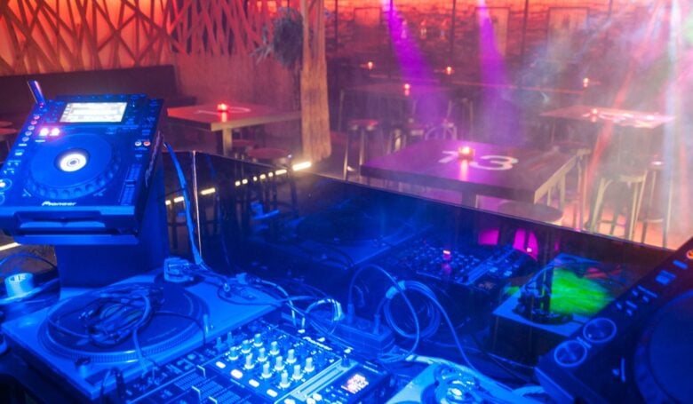 Balmers Bar & Club Balmers Bar & Club
