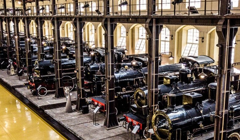 Mercatini di Natale Napoli-Portici al Museo Ferroviario di Pietrarsa Mercatini di Natale Napoli-Portici al Museo Ferroviario di Pietrarsa