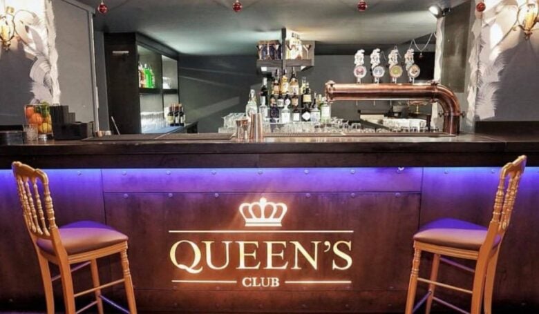 Queen’s Discopub Dverso Madesimo Queen’s Discopub Dverso Madesimo