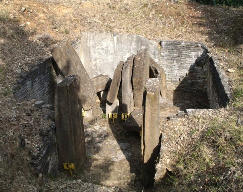san-casciano-val-di-pesa-tomba-deearciere san-casciano-val-di-pesa-tomba-deearciere
