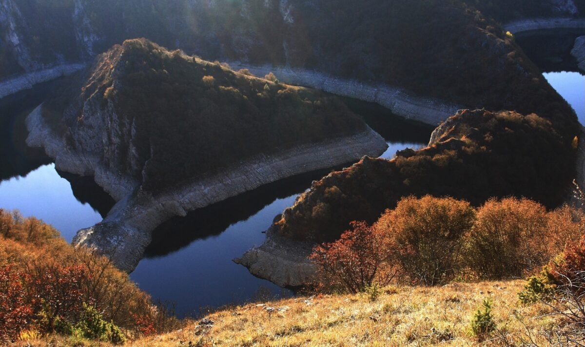 Si trova in Serbia il “belvedere” più bello e straordinario del mondo: scopri dove