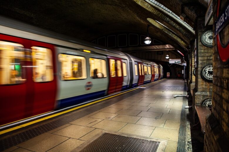 metro Londra (ph credit pixabay) metro Londra (ph credit pixabay)