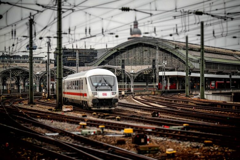 stazione ferroviaria Napoli stazione ferroviaria Napoli