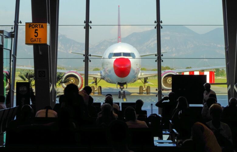 tirana aeroporto tirana aeroporto