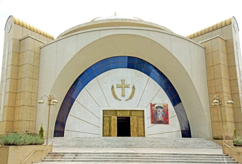 Tirana Cattedrale della Resurrezione di Cristo Tirana Cattedrale della Resurrezione di Cristo