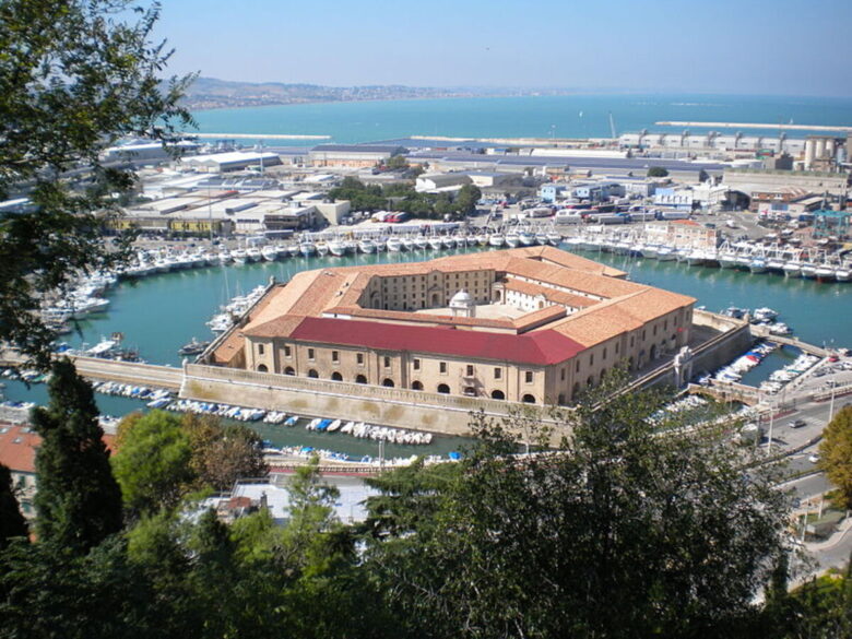 Mole Vanvitelliana Ancona Mole Vanvitelliana Ancona