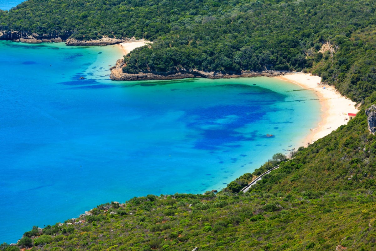 Photo of The 7 most beautiful beaches in Setubal, corners of pure beauty and the atmosphere of the Caribbean Sea