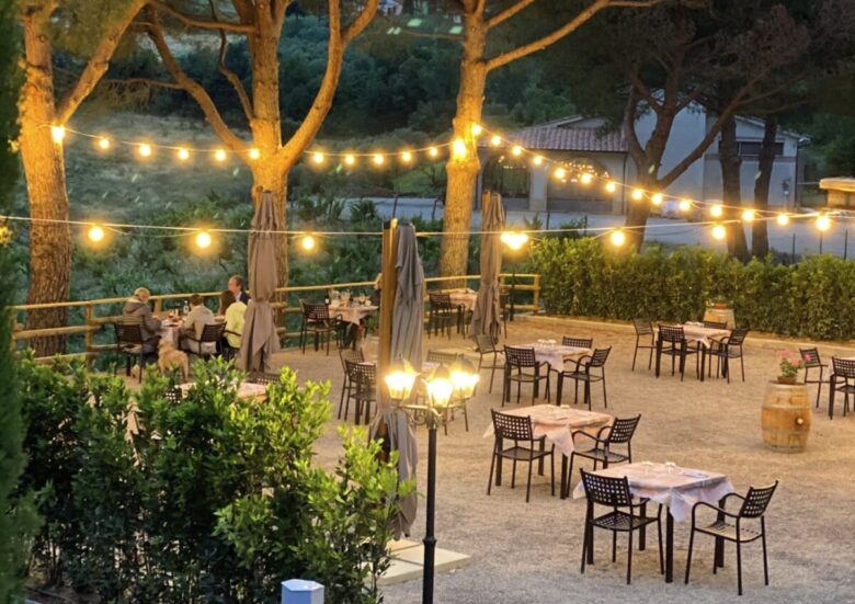 locanda-del-gobbo-nero-dehors locanda-del-gobbo-nero-dehors