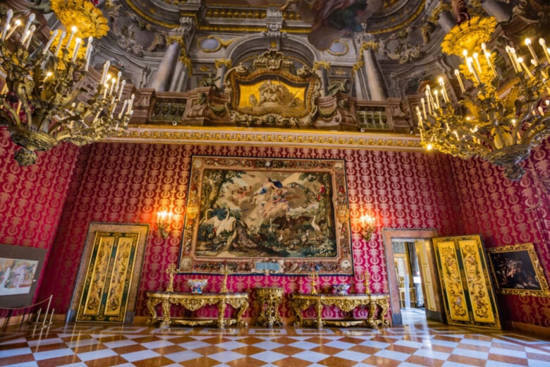 Museo di Palazzo Reale - Napoli Museo di Palazzo Reale - Napoli