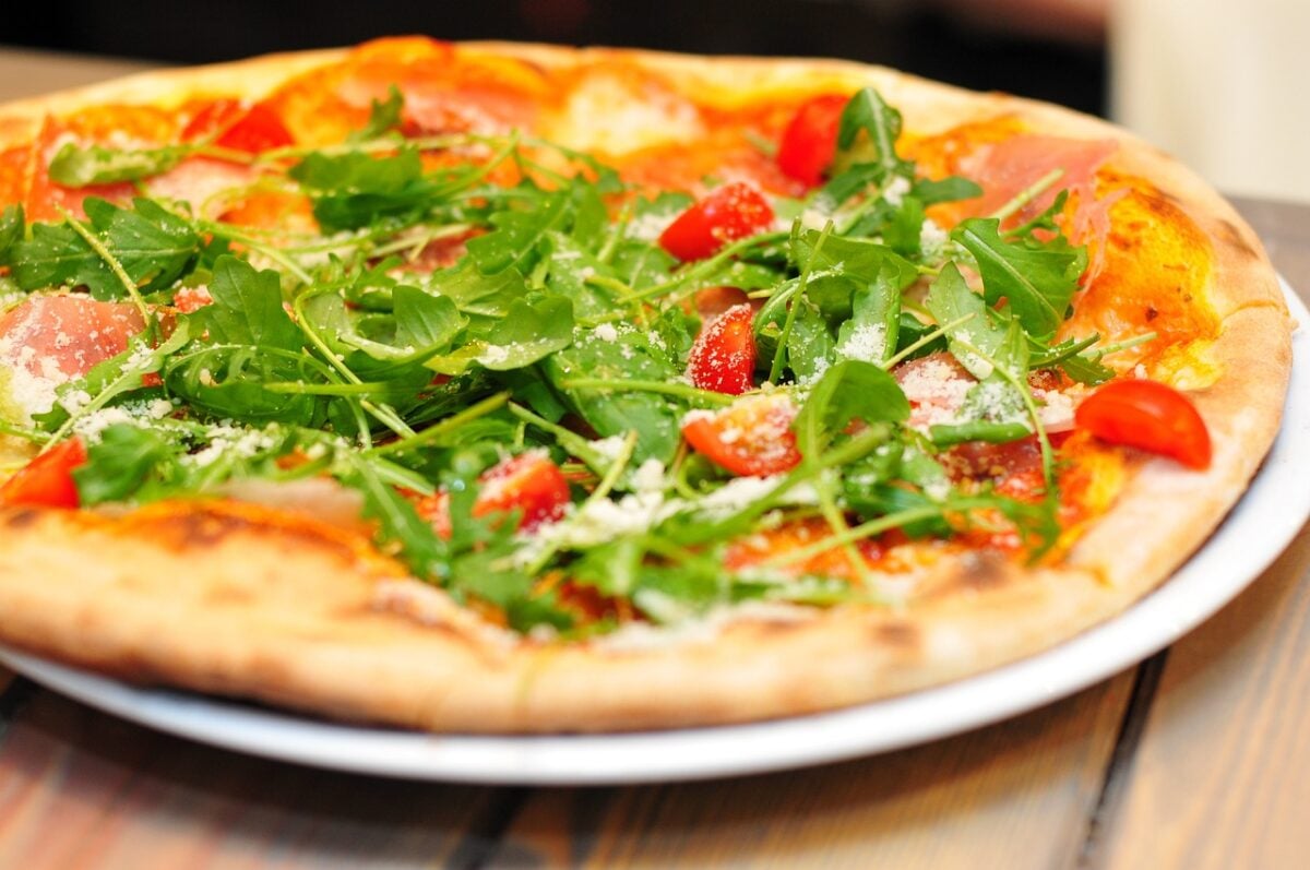 A Napoli arriva il Pizza Village: grandi nomi per uno degli eventi più attesi di inizio estate