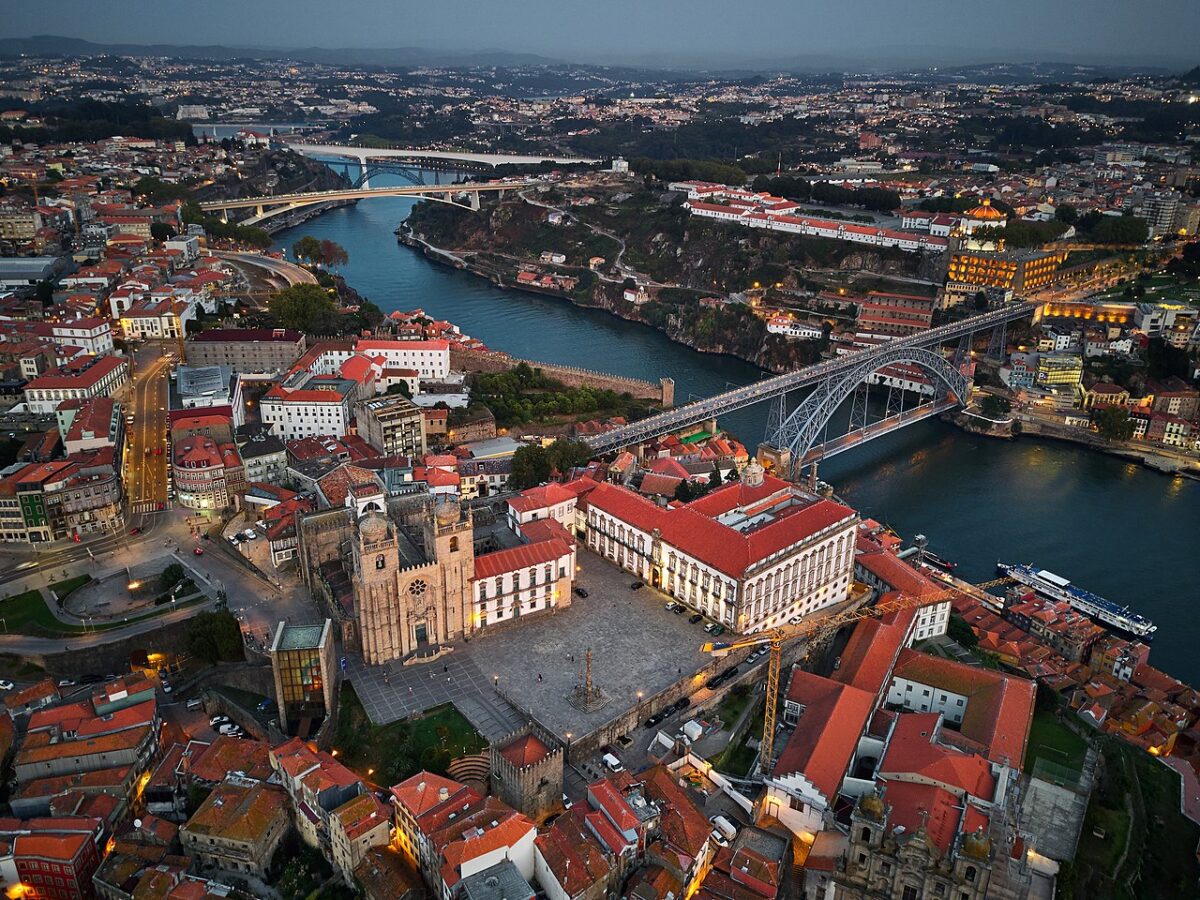 Cattedrale e Terreiro da Sé - Porto Cattedrale e Terreiro da Sé - Porto
