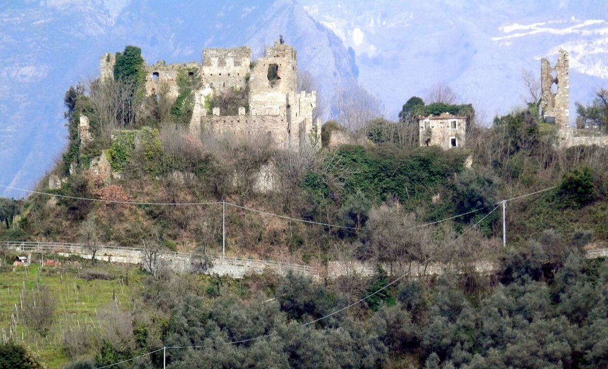 Castello di Moneta Castello di Moneta