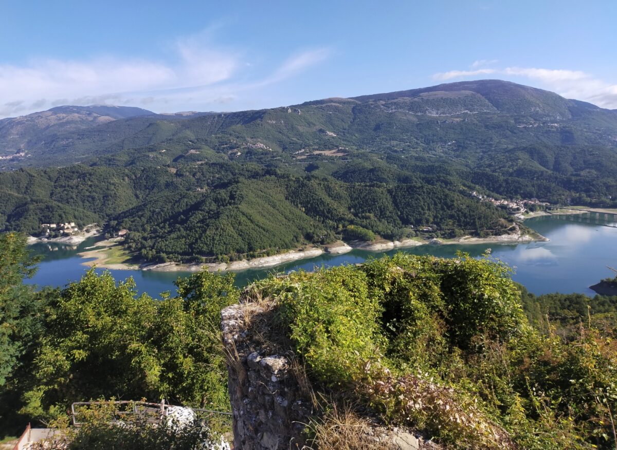 lago-del-salto lago-del-salto