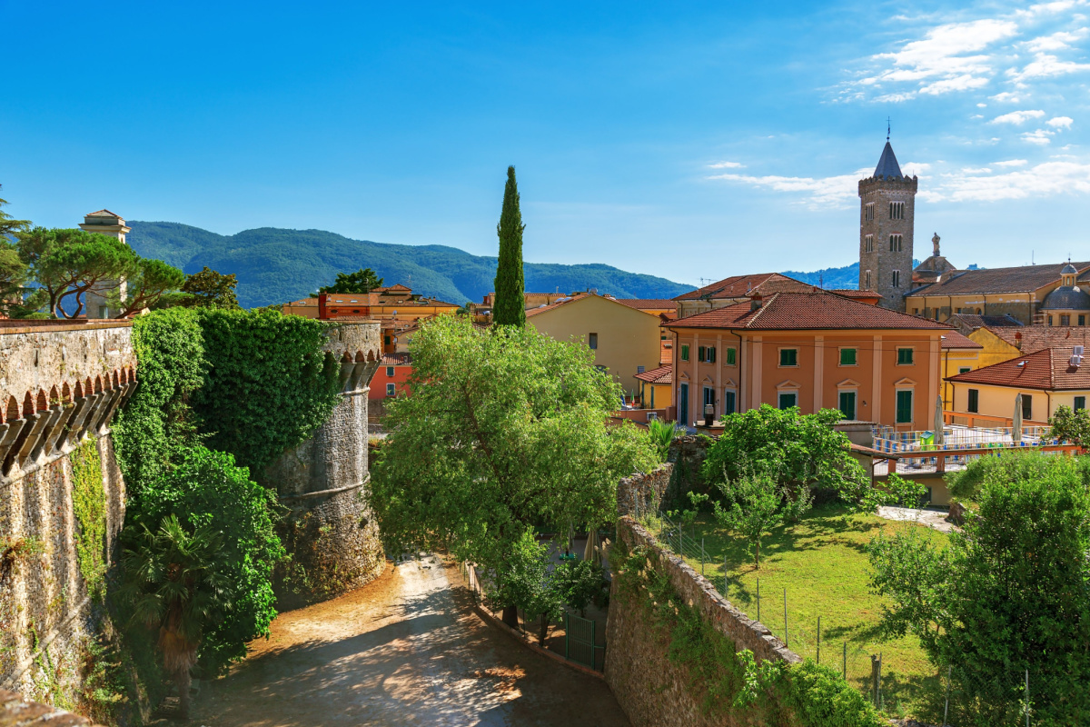 Sarzana visite guidate centro storico Sarzana visite guidate centro storico
