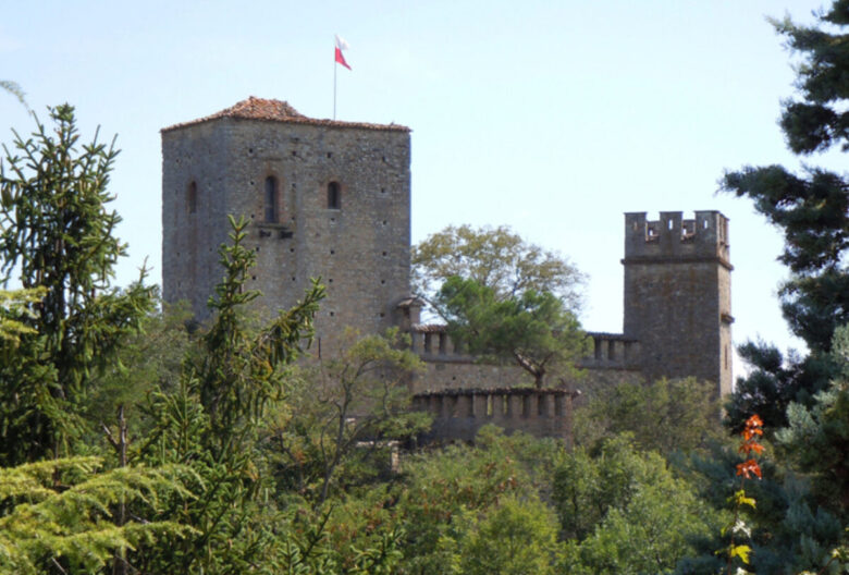 Castello-Gropparello-Emilia Castello-Gropparello-Emilia
