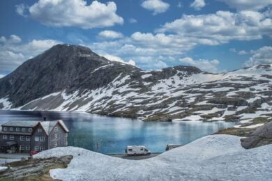 I fiordi come non li hai mai visti con la suggestiva tratta ferroviaria Flåmsbana in Norvegia