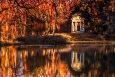 Natale con 45 giorni d’anticipo? In questa città il centro si riempie di luci e mercatini