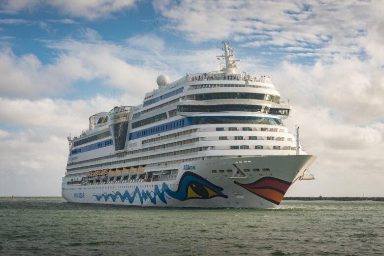 cruise ship, aidamar, ship