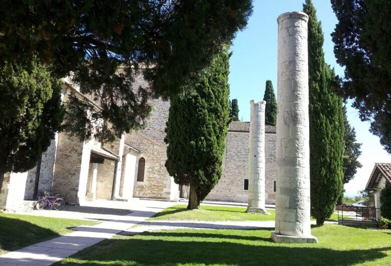 Aquileia-colonne-palazzo-patriarcale