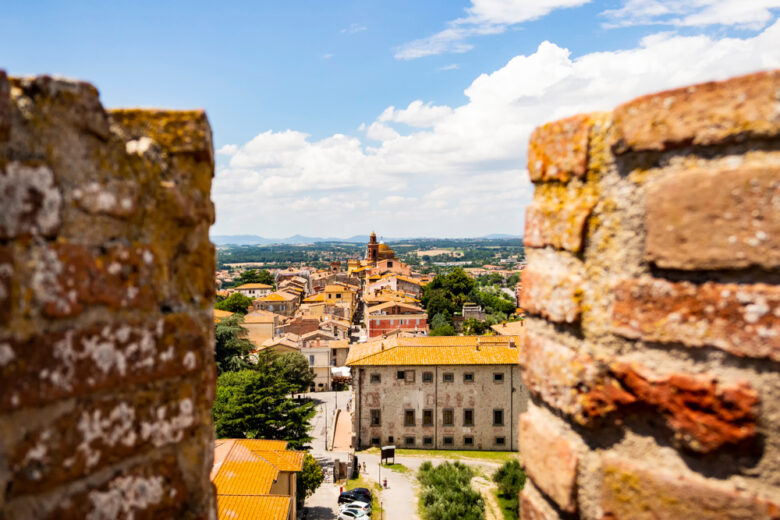 View,Of,The,Town,Of,Castiglione,Del,Lago.,June,16th