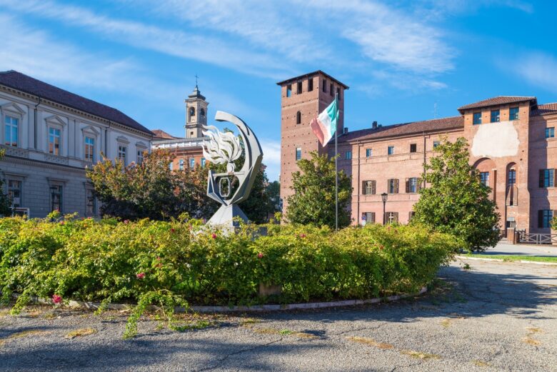 Vercelli,,Italy,-,October,12,,2020:,Castle,In,The,City