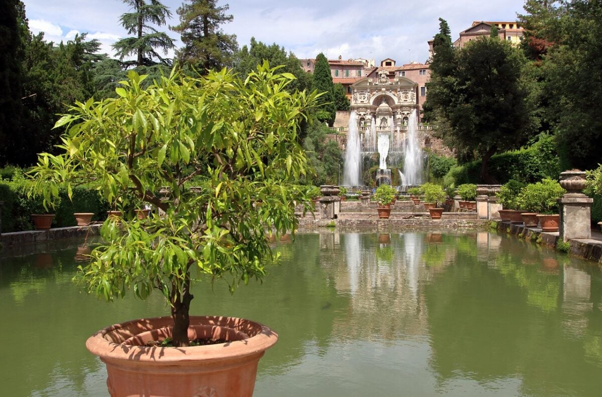 Villa, Adriana