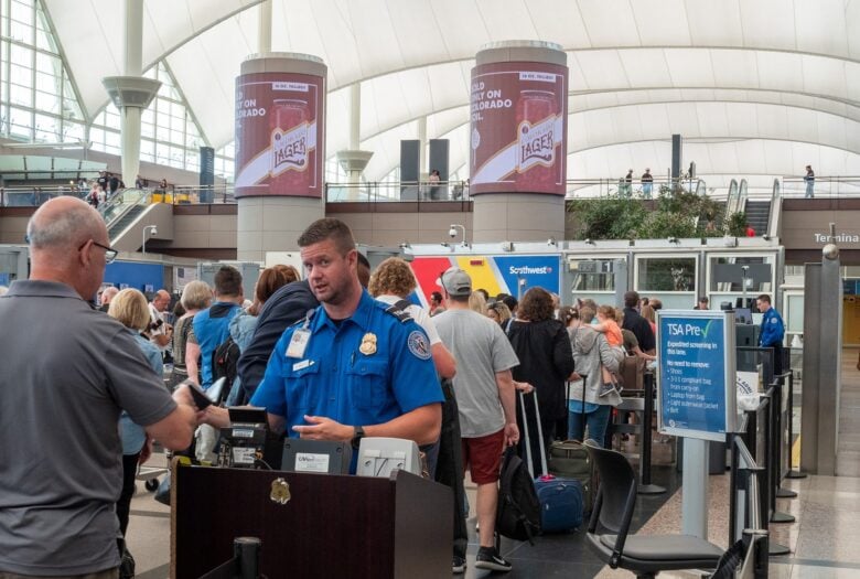 Telefoni controlli Stati Uniti