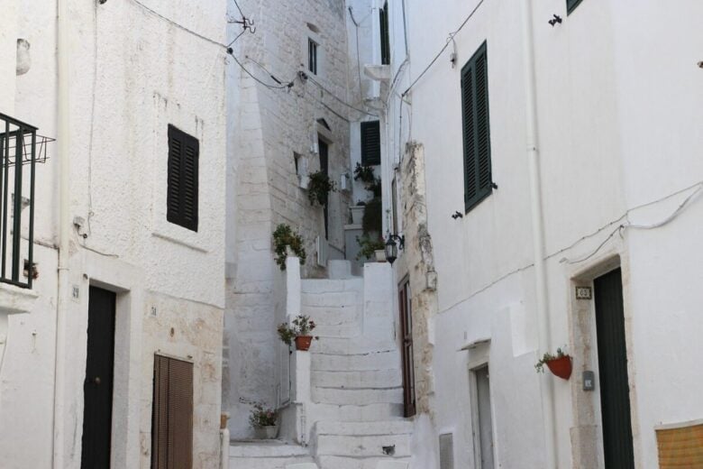 homes, house, white, windows, doors, buildings, building, ostuni, puglia, italy, historical centre, glimpse, ostuni, ostuni, ostuni, ostuni, ostuni