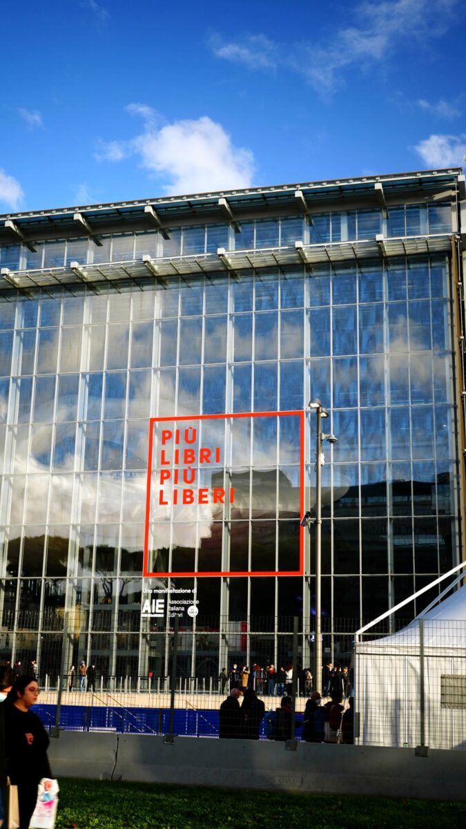 shutterstock_2111535458 2 shutterstock_2111535458 2