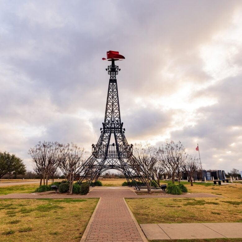 Eiffel Tower Replica a Paris in Texas