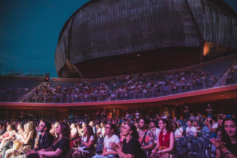 Rome,,Italy,5th,July,2023:,James,Bay,Audience,At,Roma