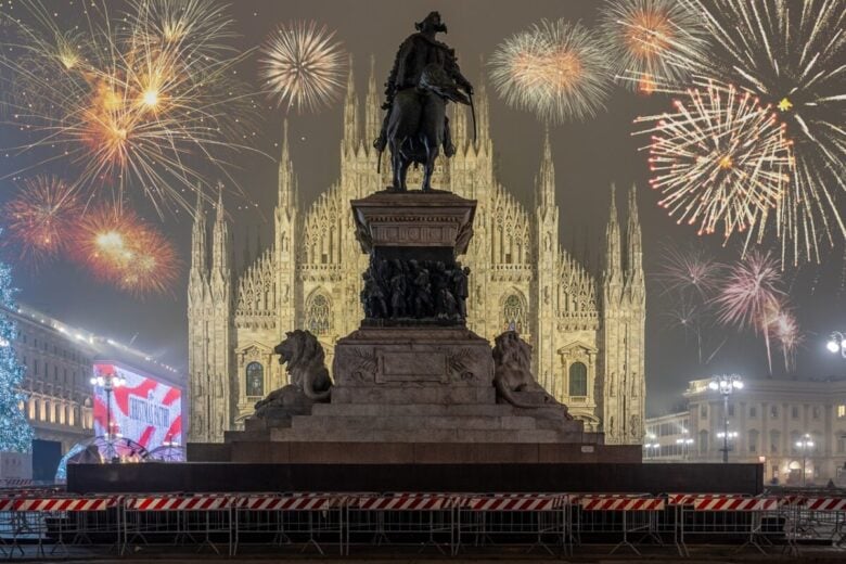 Milan,,Italy,-,December,12,,2024:,Night,Hdr,Shot,Of Milan,,Italy,-,December,12,,2024:,Night,Hdr,Shot,Of