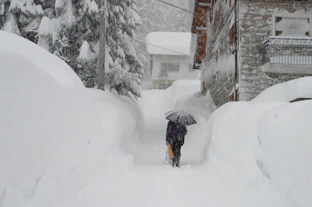 Previsioni meteo: weekend di tormenta, la neve sta per arrivare anche in citt&agrave;