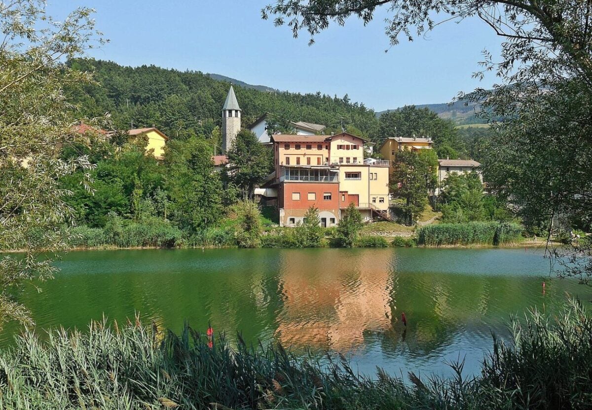 Lago di Castel dell’Alpi Lago di Castel dell’Alpi
