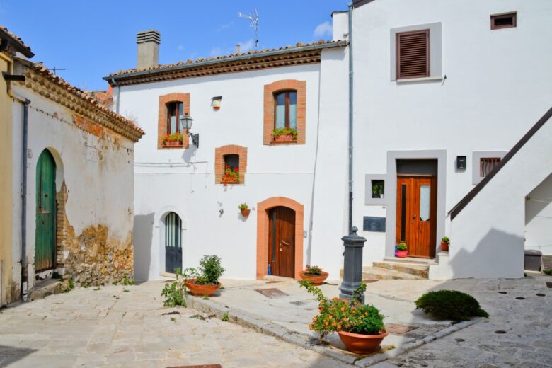 acerenza-Wirestock Creators