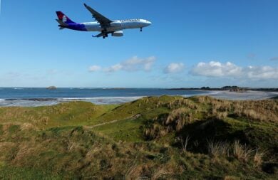 Spendere meno di 15 euro per volare: le mete da non perdere