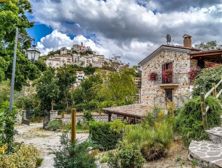 Borgo, Italia