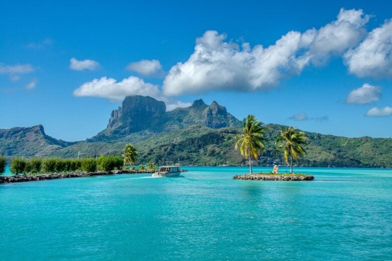 Isola, Di