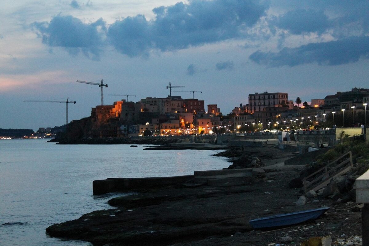 pozzuoli-panorama-italy