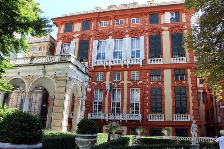 palazzo rosso