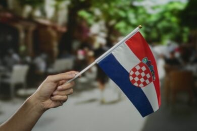 Olib rompe tutti gli stereotipi sulla Croazia: l’isola che sembra rubata ai Caraibi