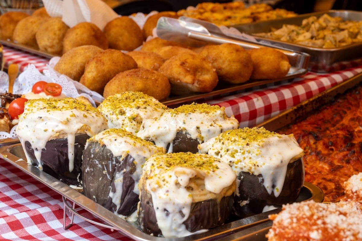 Delicious,Fresh,Cooked,Street,Food,On,Daily,Food,Market,In Delicious,Fresh,Cooked,Street,Food,On,Daily,Food,Market,In