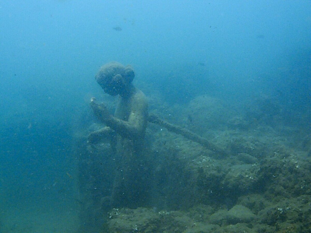 Parco_archeologico_di_Baia_-_Ninfeo_punta_Epitaffio_5_-_statua_Dioniso Parco_archeologico_di_Baia_-_Ninfeo_punta_Epitaffio_5_-_statua_Dioniso