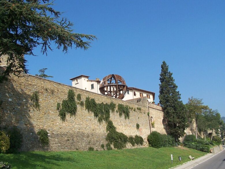Vinci-mura-italy