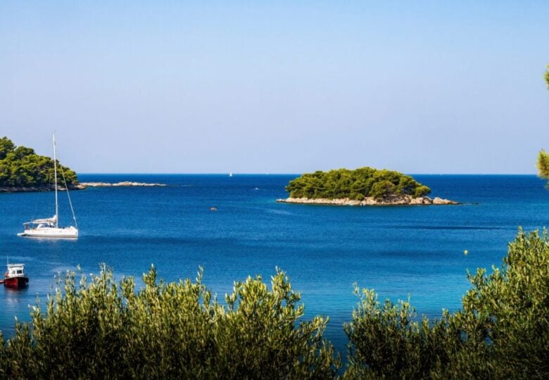 Mali Kosmać isola