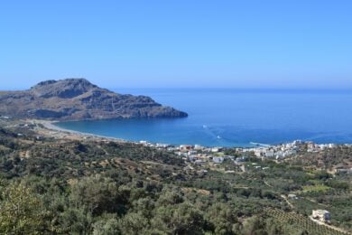 L’estate non è ancora finita: le mete del Mediterraneo dove fare il bagno fino a ottobre